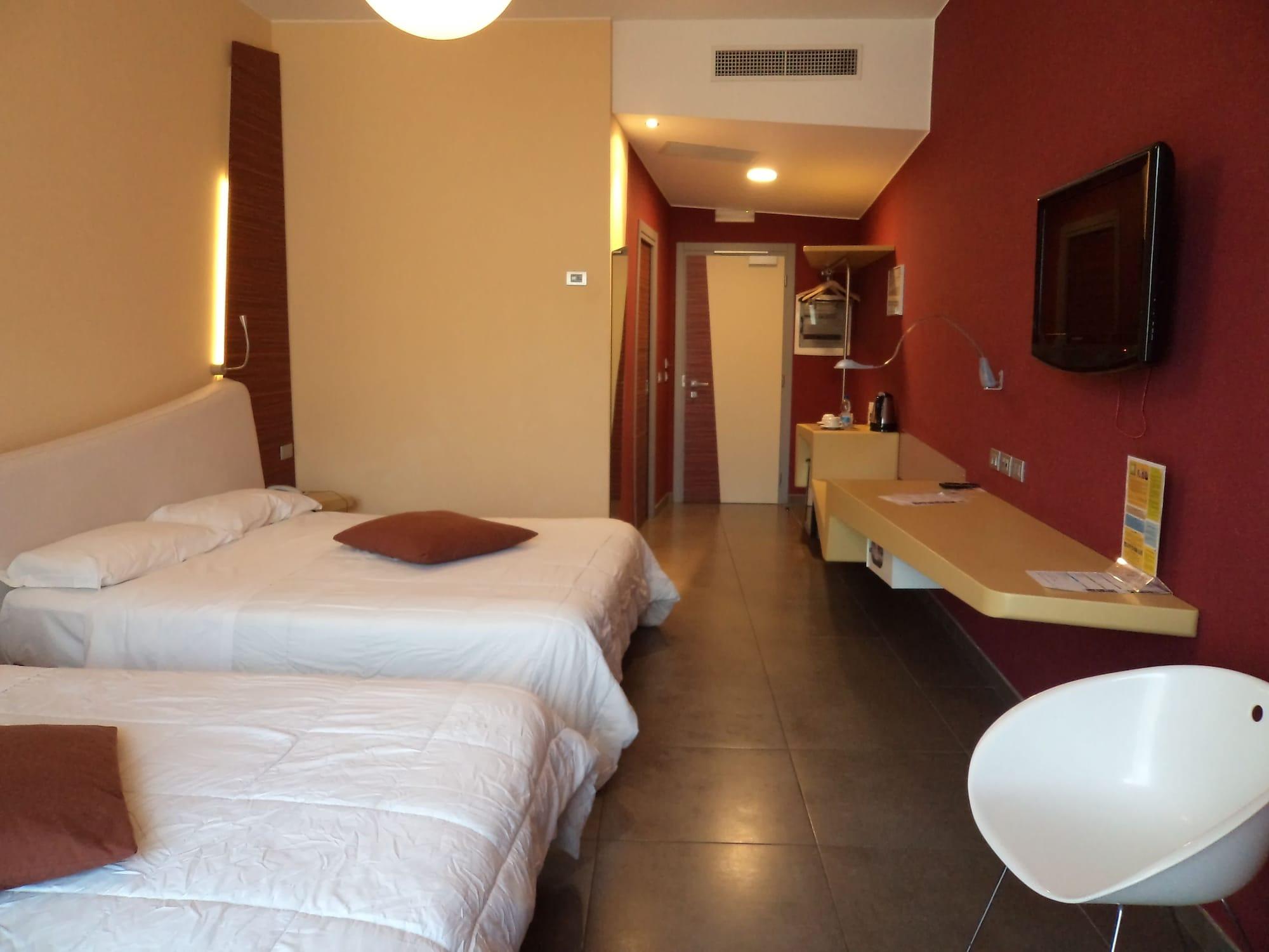 Ibis Styles Catania Hotel 4*
