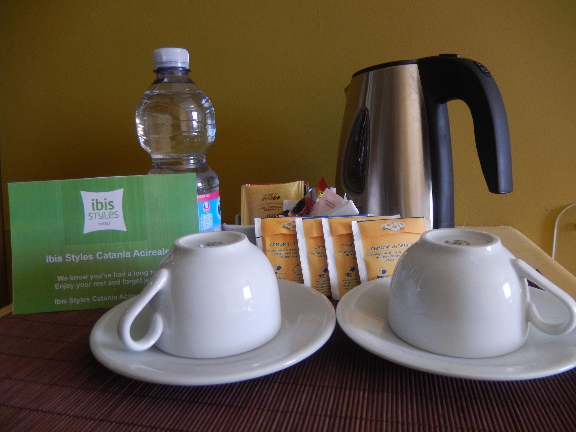 Hotel Ibis Styles Catania 4*