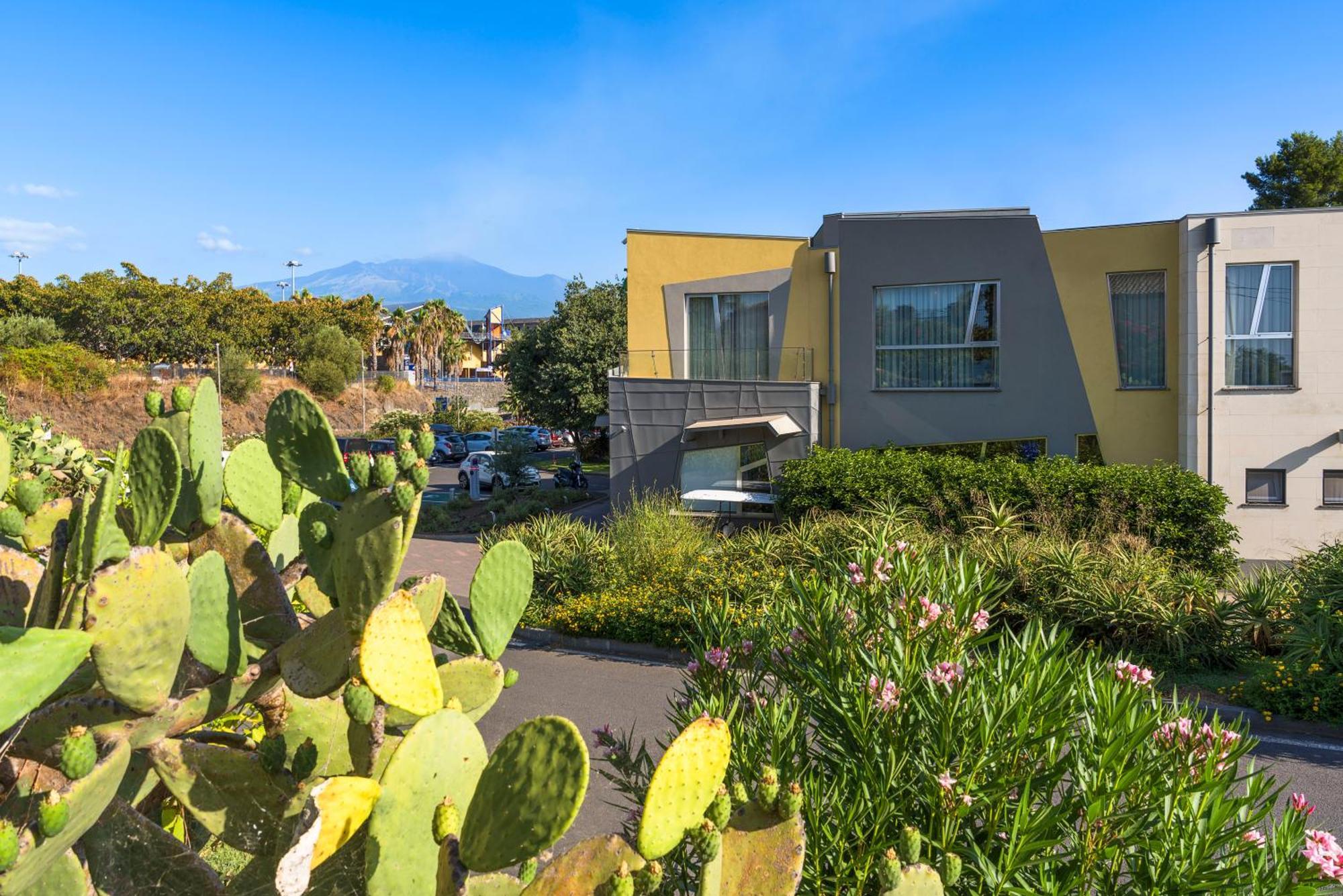 Ibis Styles Catania Hotel 4*