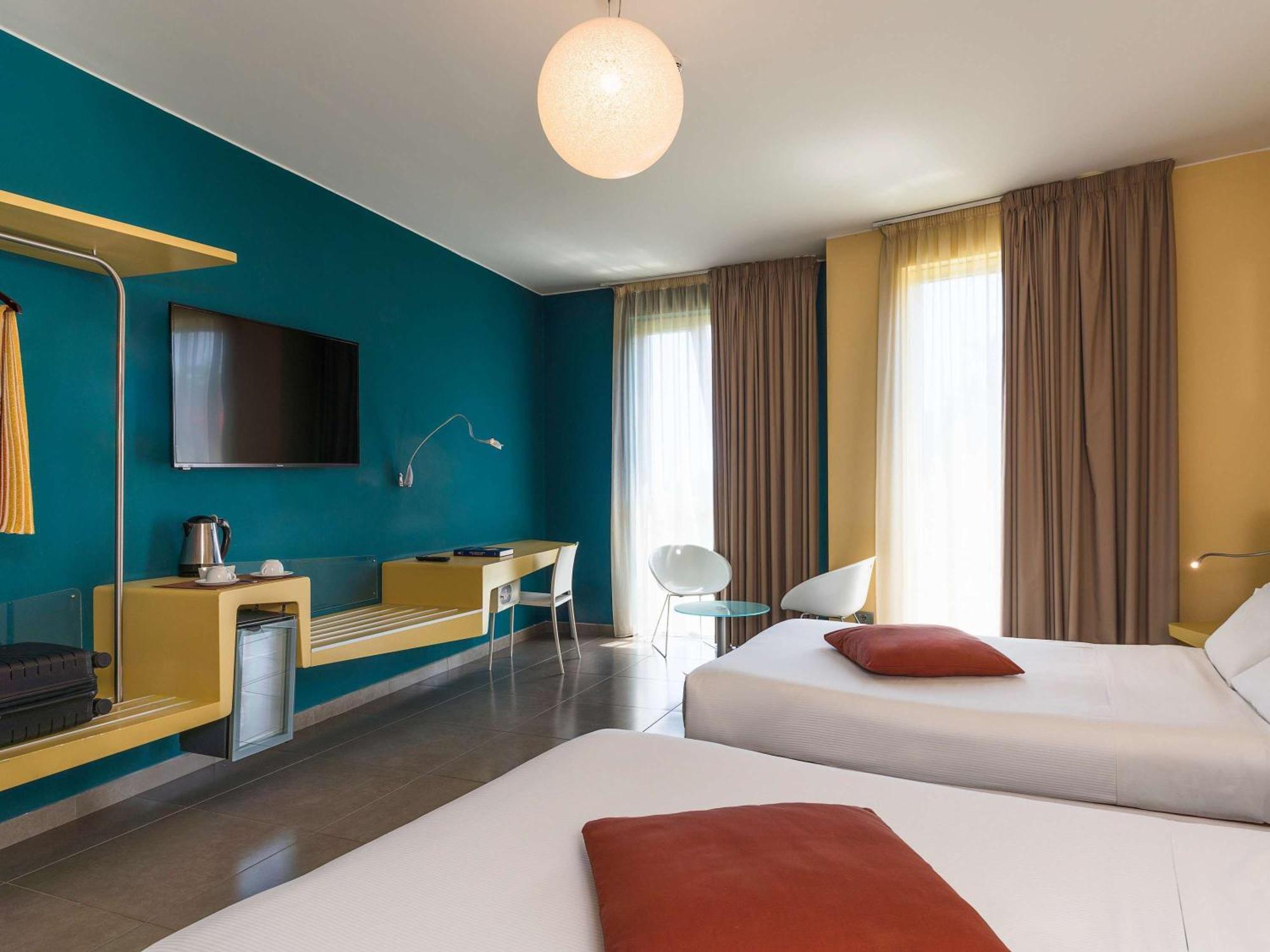 Ibis Styles Catania 4*